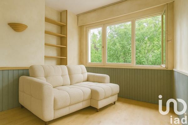 Appartement 3 pièces de 84 m² à Garches (92380)