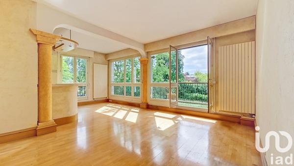 Appartement 3 pièces de 84 m² à Garches (92380)