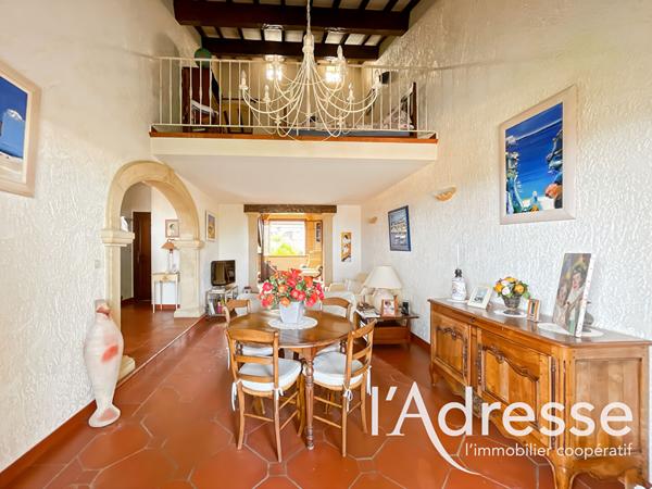 Maison La Ciotat - 7 pièces - 160m2