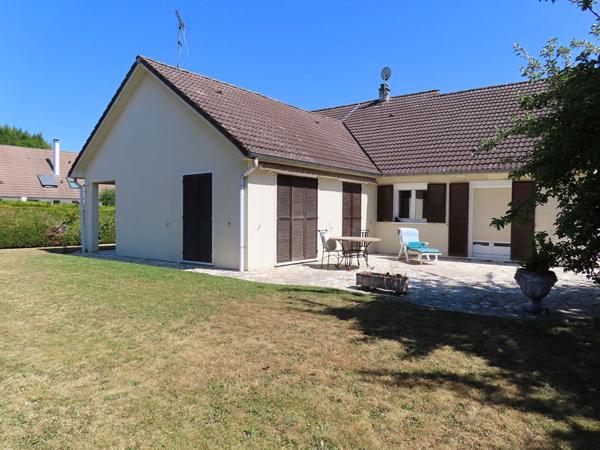Maison 6 pièces 142 m2 - Ozoir La Ferrière - OZOIR LA FERRIERE