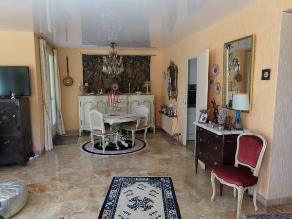 Maison 6 pièces 142 m2 - Ozoir La Ferrière - OZOIR LA FERRIERE