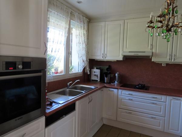 Maison 6 pièces 142 m2 - Ozoir La Ferrière - OZOIR LA FERRIERE