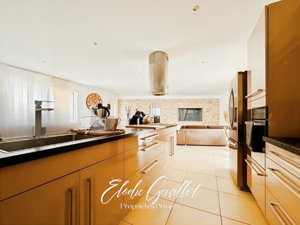 Villa de plain pied, Villemoustaussou 5 pièce(s) 90 m2