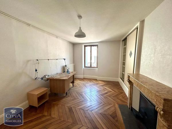 Appartement à louer 3 pièces 85.31m² Bourg-en-Bresse (01000)