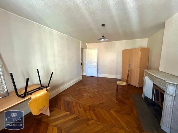 Appartement à louer 3 pièces 85.31m² Bourg-en-Bresse (01000)