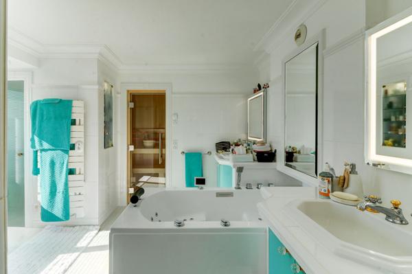 Appartement 3 pièces vue mer panoramique dans domaine gardé avec piscine