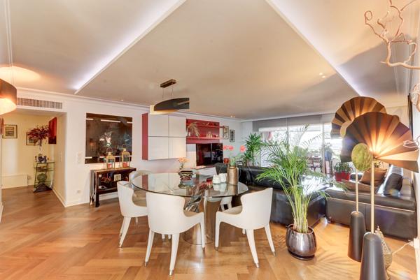 Appartement 3 pièces vue mer panoramique dans domaine gardé avec piscine