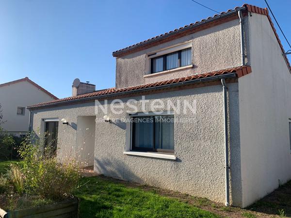 Maison spacieuse à vendre à Bressuire - 5 chambres, 169 m² sur un terrain de 870m²