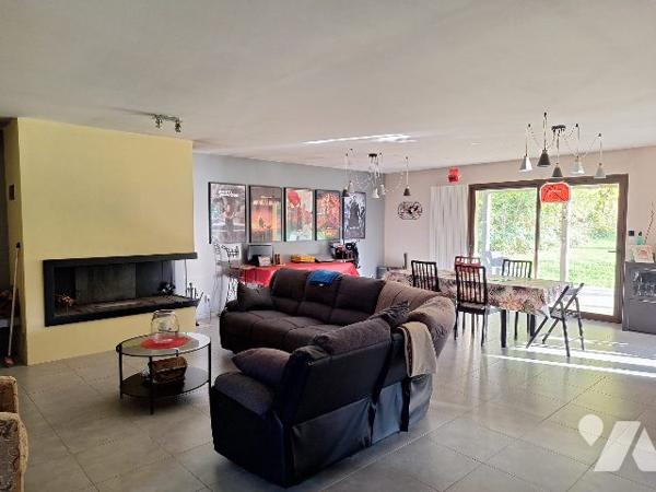 Maison de 182m² de 2014, LA CHAPELLE D'ANGILLON