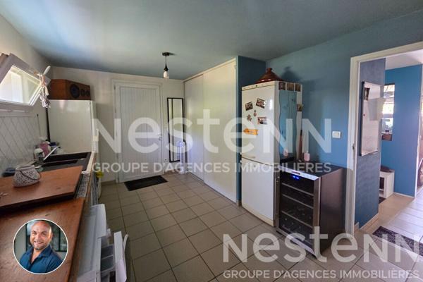 Maison familiale récente La Croix Georgette avec 4 chambres, double garage, jardin et dépendance