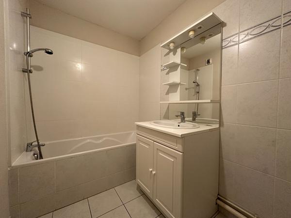 La Madeleine - Appartement à vendre de 55m² - Parking
