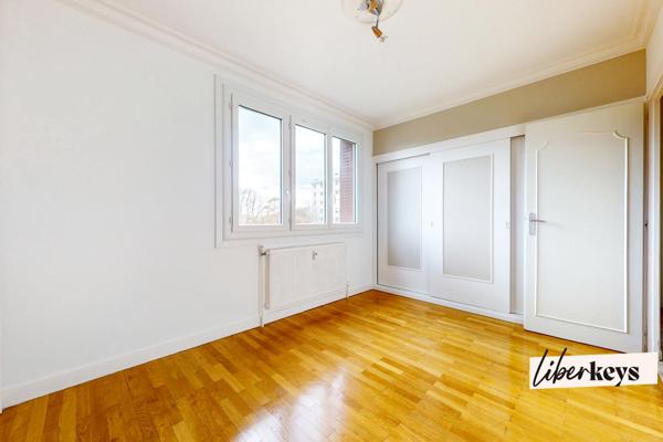 Grand T3 avec balcon et cave – quartier calme à Meyzieu entre le Grand Large et le centre ville