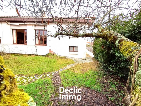 Vente maison de ville La roche sur yon, 117m² 7 pièces 241 820€ avec garage