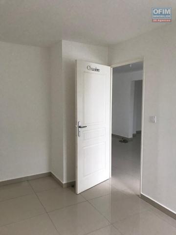 A Vendre ce beau F3 d'une surface de 62.96m2 sur la résidence PALMEA à Sainte Clotilde.