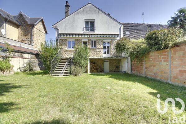 Maison 5 pièces de 109 m² à Vaires-sur-Marne (77360)