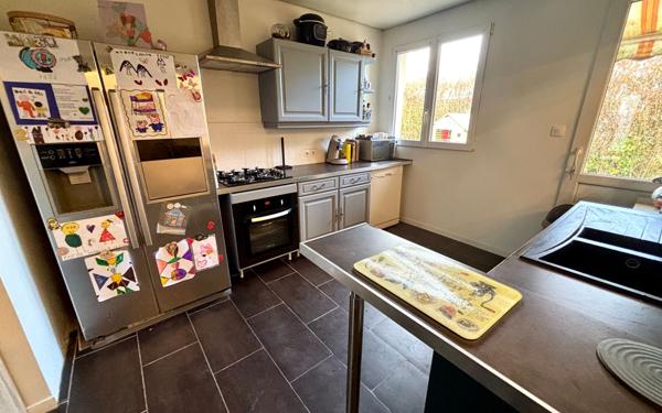 Maison à vendre    3 pièces • 92 m2 Saint-Quentin