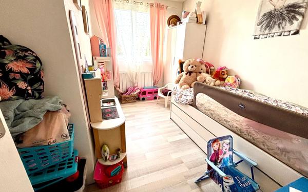 Maison à vendre    3 pièces • 92 m2 Saint-Quentin