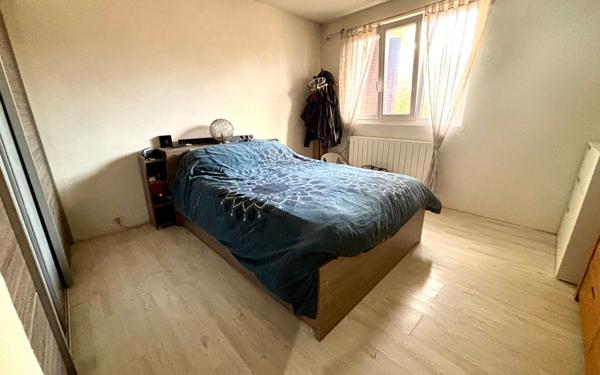 Maison à vendre    3 pièces • 92 m2 Saint-Quentin