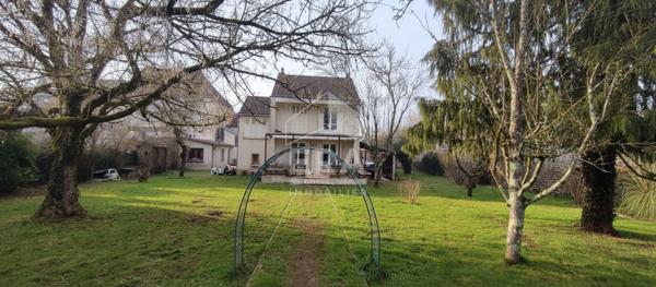 Maison Pesmes 4 pièce(s) 85 m² + maison 73 m² + dependances + terrain clos...