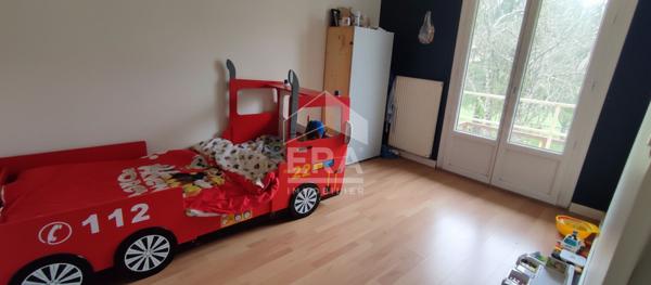 Maison Pesmes 4 pièce(s) 85 m² + maison 73 m² + dependances + terrain clos...