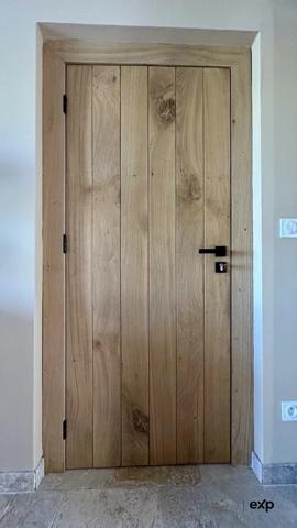 Une demeure de rêve, un village secret.