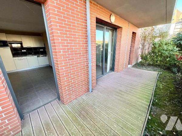 T2 RDC avec terrasse - PMR - Proche gare de Saint-Malo.

À deux pas de la gare de Saint-Malo,...