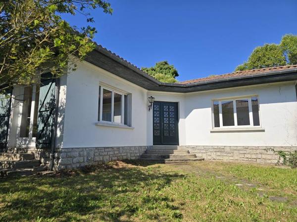 Maison à vendre 740 000 € Bayonne 6 p 138 m² DPE D