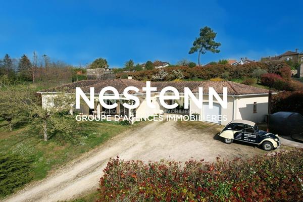 A vendre Villa de plain pied 128m², 5 pièces, 4 chambres avec un garage et jardin