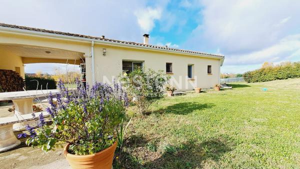 A vendre Villa de plain pied 128m², 5 pièces, 4 chambres avec un garage et jardin