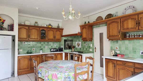 Maison 10 pièces - 270 m² Exclusivité efficity