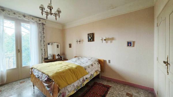 Maison 10 pièces - 270 m² Exclusivité efficity