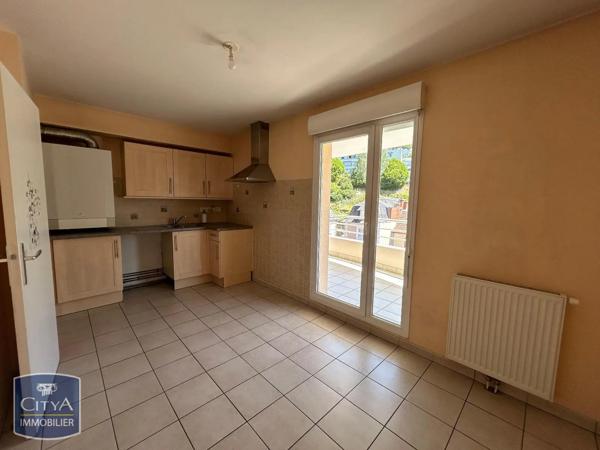 Appartement à louer 3 pièces 83.17m² Tulle (19000)