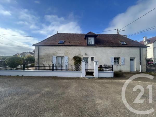 Maison à vendre  4 pièces - 130 m 2   DOLE  - 39