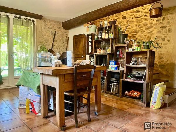 Maison Sisteron 5 pièce(s) 150 m² au style provençal