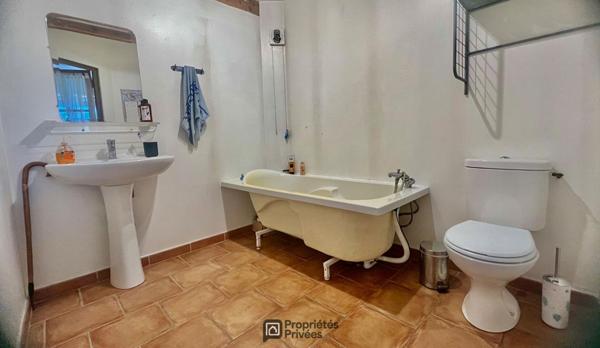 Maison Sisteron 5 pièce(s) 150 m² au style provençal