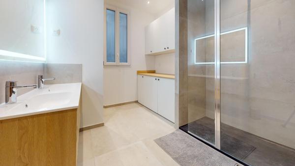 Appartement 3 Pièces 72 M² Refait à Neuf PARIS 17 Métro Villiers