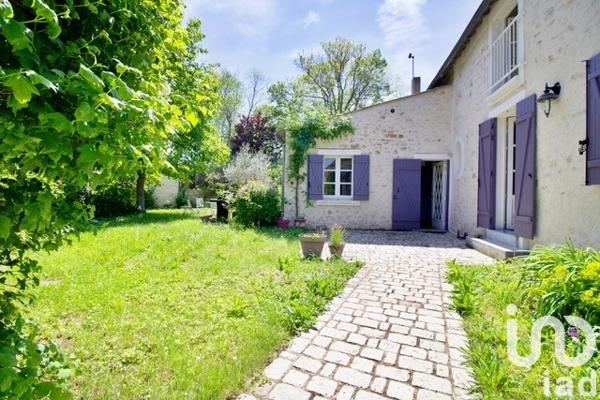 Maison à vendre 5 pièces 207 m² Auxy
