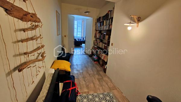 Immeuble mixte de 283 m²