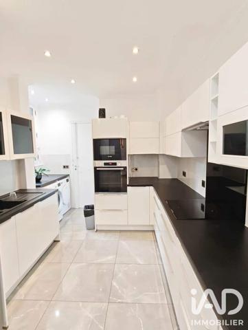 Location appartement 6 pièces 225 m² Paris 7