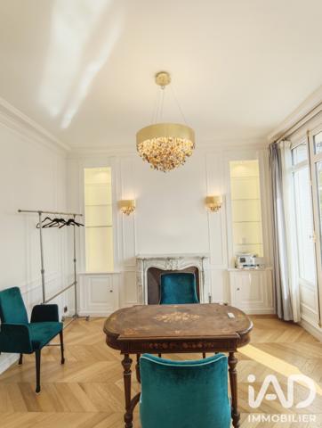 Location appartement 6 pièces 225 m² Paris 7