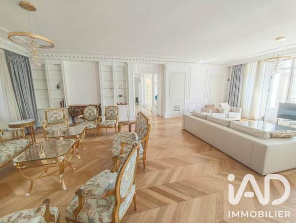 Location appartement 6 pièces 225 m² Paris 7