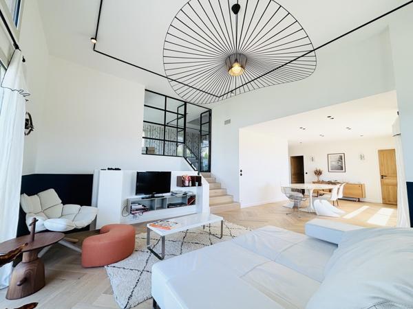 Villa 260m2 et studio indépendant