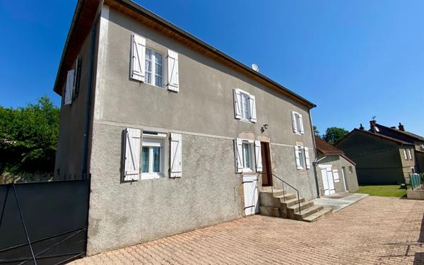 Maison à vendre    6 pièces •  Broye