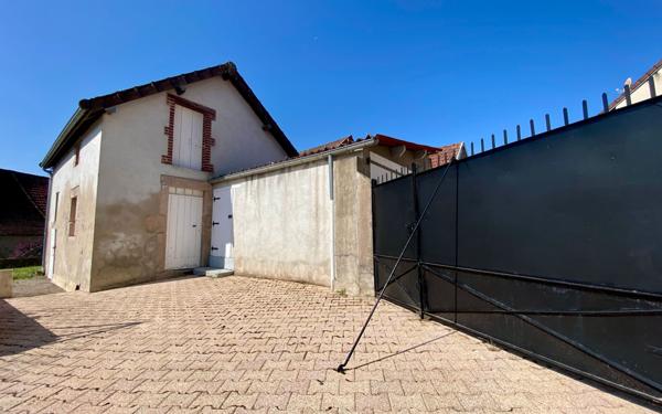 Maison à vendre    6 pièces •  Broye