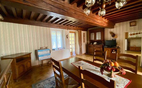 Maison à vendre    6 pièces •  Broye