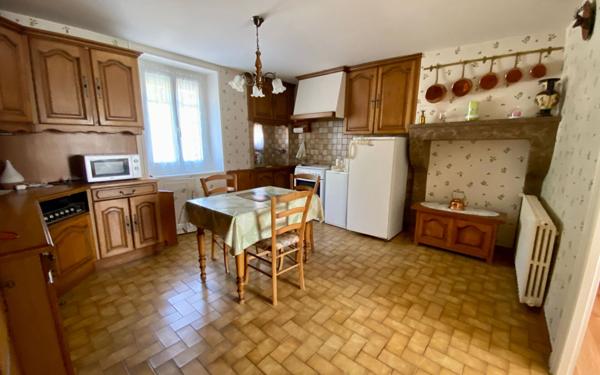 Maison à vendre    6 pièces •  Broye