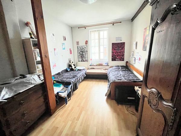 Maison d'environ 123m² à Guernes 4 pièces, 3 chambres avec jardin