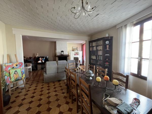 Vente / Maison de village à Romilly-sur-Seine (10100)
