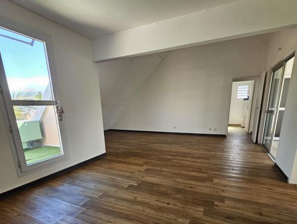 VENTE APPARTEMENT DE TYPE 3 – 6 LES FILAOS – ST PIERRE