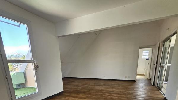VENTE APPARTEMENT DE TYPE 3 – 6 LES FILAOS – ST PIERRE
